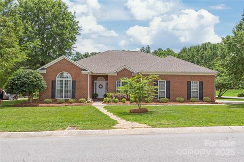 502 Roxanne Court sold home in Gable Oaks, Concord, NC