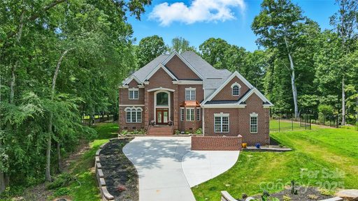 3324 Greenhurst Drive sold home in Lake Providence, Weddington, NC