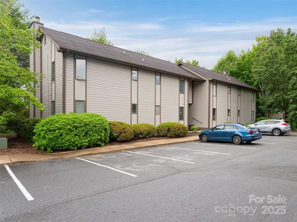 201 Racquet Club Road sold condo in Courtside Condos, Asheville, NC