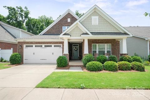 8232 Bretton Woods Drive sold home in Mint Hill Commons, Charlotte, NC