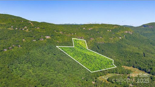 Tbd Fairway Drive active home in Lake Toxaway Estates, Lake Toxaway, NC