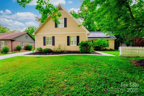 7521 Surreywood Place
