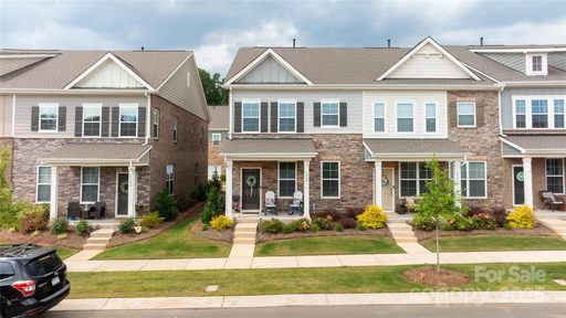 5440 Kinsbridge Drive sold home in McEwen Village, Mint Hill, NC
