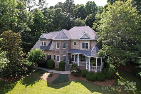 2541 Penngate Drive sold home in Lakepointe North, Sherrills Ford, NC