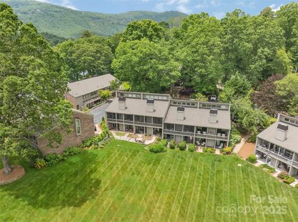 55 Toxaway Shores None active home in Lake Toxaway Estates, Lake Toxaway, NC