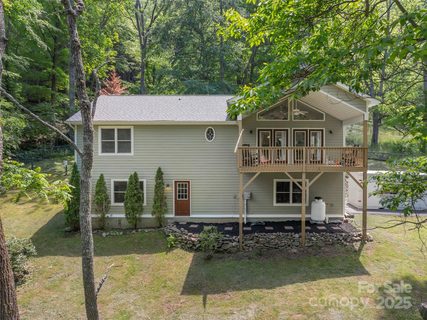 799 Coyote Hollow Road sold home in The Glens Of Ironduff, Waynesville, NC