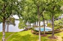 303 Northwest Drive sold home in Davidson, SC