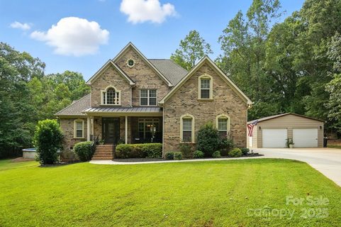 8101 Cane Pointe Lane sold home in Cane Pointe, Waxhaw, NC
