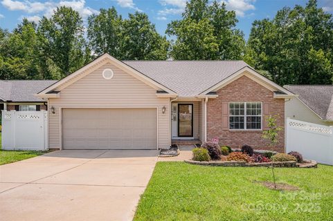 146 Pheasant Ridge Circle sold home in Pheasant Ridge, York, SC