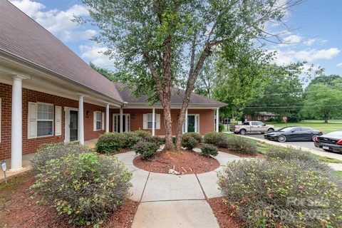 7012 Somerset Springs Drive sold condo in Somerset Springs, Charlotte, NC