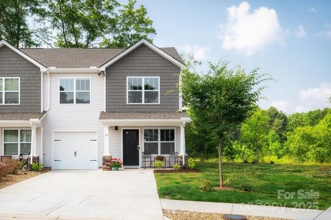 54 Malcolm Court sold townhome in Hamrick Farms, Candler, NC