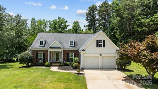 6908 Beamish Place sold home in Windermere, Mint Hill, NC