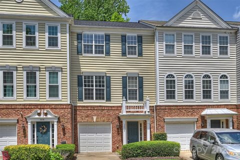 3014 Castleberry Court sold townhome in Magnolia Park, Charlotte, NC