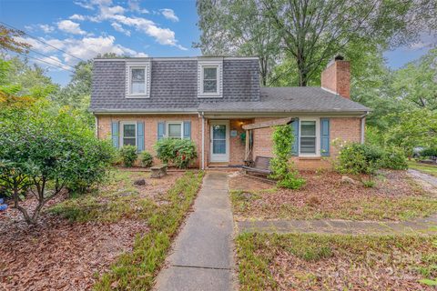 6577 Stoney Ridge Road sold home in Fairfield Plantation, Matthews, NC
