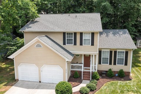 7212 Morsey Court sold home in Hubbard Woods, Charlotte, NC