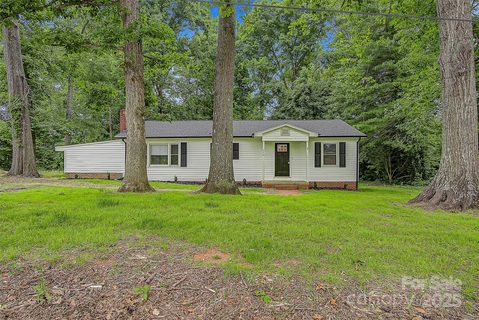 240 Swink Avenue sold home in Midway Pines, Salisbury, NC