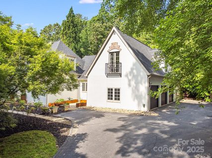 280 Sweetwater Hills Drive sold home in Sweetwater Hills, Hendersonville, NC