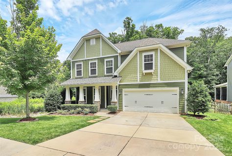 7011 Hyde Park Drive