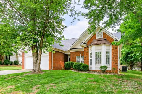 13402 Mccoy Road sold home in Melbourne, Huntersville, NC