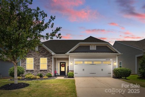 5059 Fenwick Court