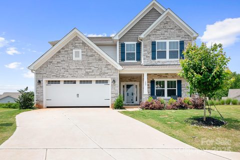 106 Tuppy Court sold home in Marthas Ridge, Statesville, NC