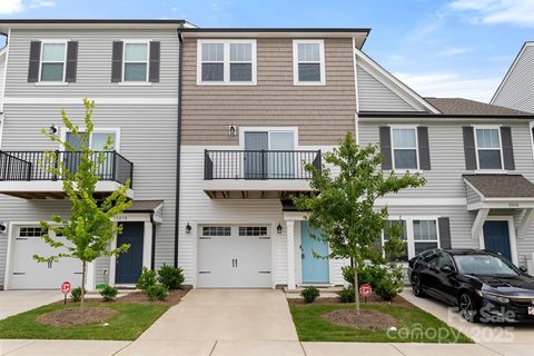 15034 Scoter Street sold townhome in Villages At Mallard Creek, Charlotte, NC