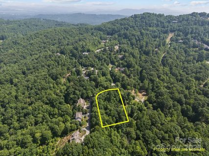 1063 Somersby Parkway active lot in Somersby Park, Hendersonville, NC
