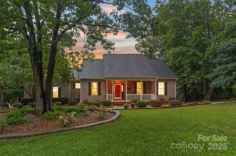 1912 Dawnhurst Lane sold home in Hunters Place, York, SC