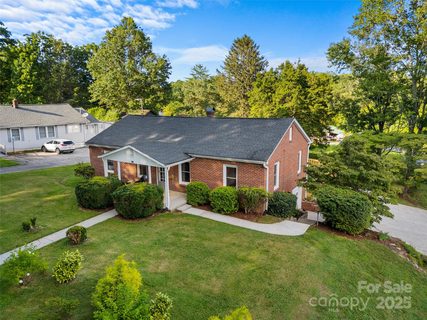 301 Carolina Avenue sold home in Brevard Park, Brevard, NC