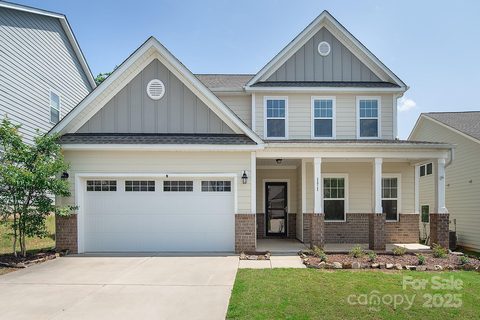 171 Old Harbor Drive active home in Tillery Tradition, Mount Gilead, NC