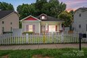 2723 Craddock Avenue sold home in Charlotte, SC