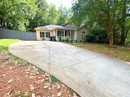 3051 Dairy Farm Drive sold home in Barbee Farms, Monroe, NC