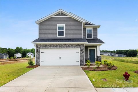 415 Luna Lane