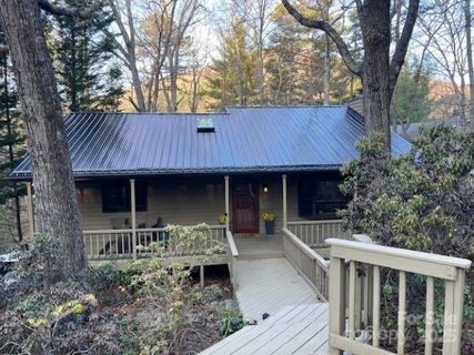 28 Independence Boulevard sold home in Riceville Forest, Asheville, NC