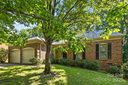 212 Foxfield Lane sold home in Matthews, SC