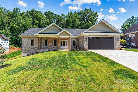 6249 Hayden Drive sold home in Shoal Creek Cove, Hickory, NC