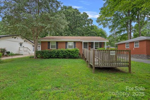 807 Claremont Road