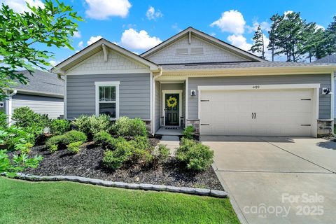 Previously sold for $462,500