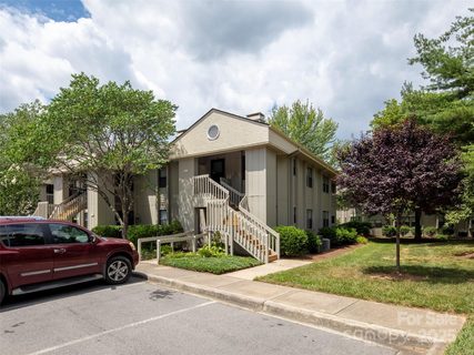 206 Abbey Circle