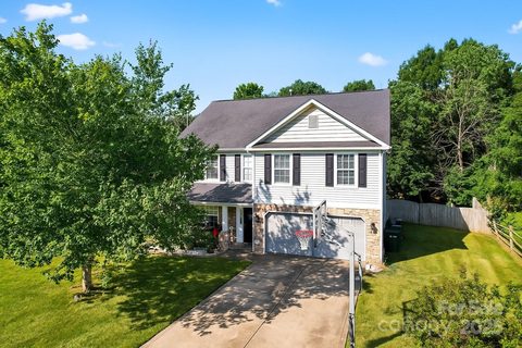 2909 Blueberry Drive
