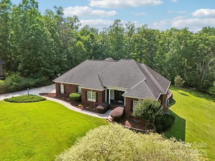 7612 Maple Bluff Lane sold home in Maple Bluff, Concord, NC
