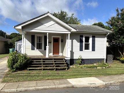 339 Mayflower Avenue sold home in Burlington Mills, Cramerton, NC