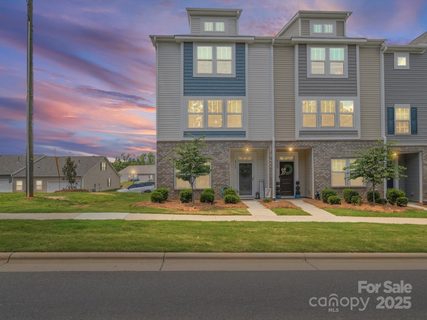 8332 Waxhaw Highway sold townhome in Main Street Station, Waxhaw, NC