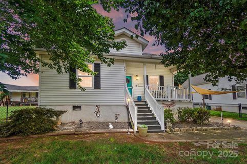 805 Caldwell Street sold home in Cottonwood, Belmont, NC