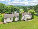 18 Sweet Briar Path Way sold home in Hendersonville, SC