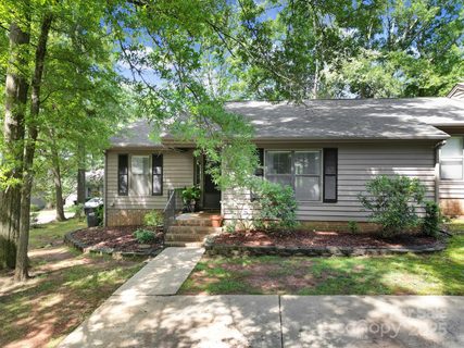 1003 Cranberry Circle