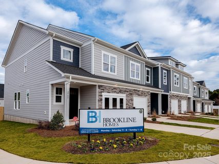 2505 Ruby Dixon Crossing Drive active townhome in Ruby Dixon Crossing, Gastonia, NC