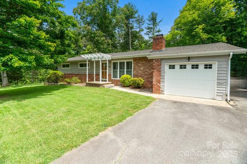 4 Sourwood Lane sold home in Parkway Forest, Asheville, NC