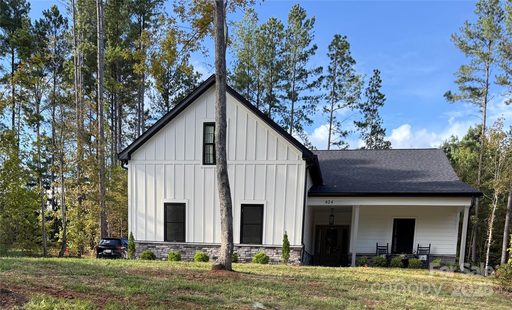 Previously sold for $575,000