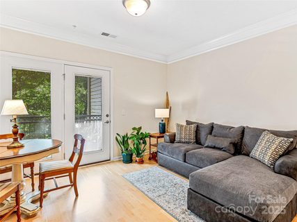726 Appeldoorn Circle sold home in The Grove At Appeldoorn, Asheville, NC